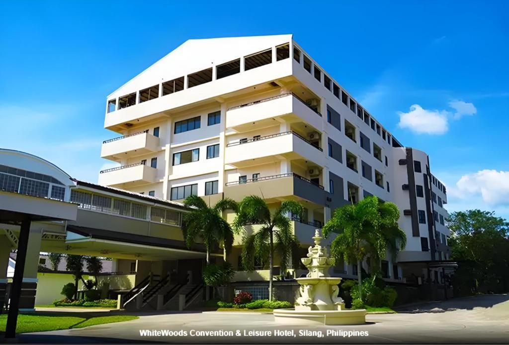 Whitewoods Convention And Leisure Hotel Silang Exterior foto